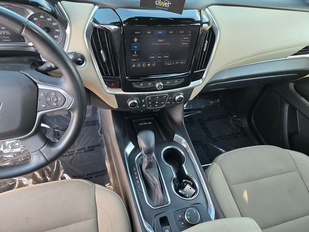 Used 2023 White Chevrolet LT image 17