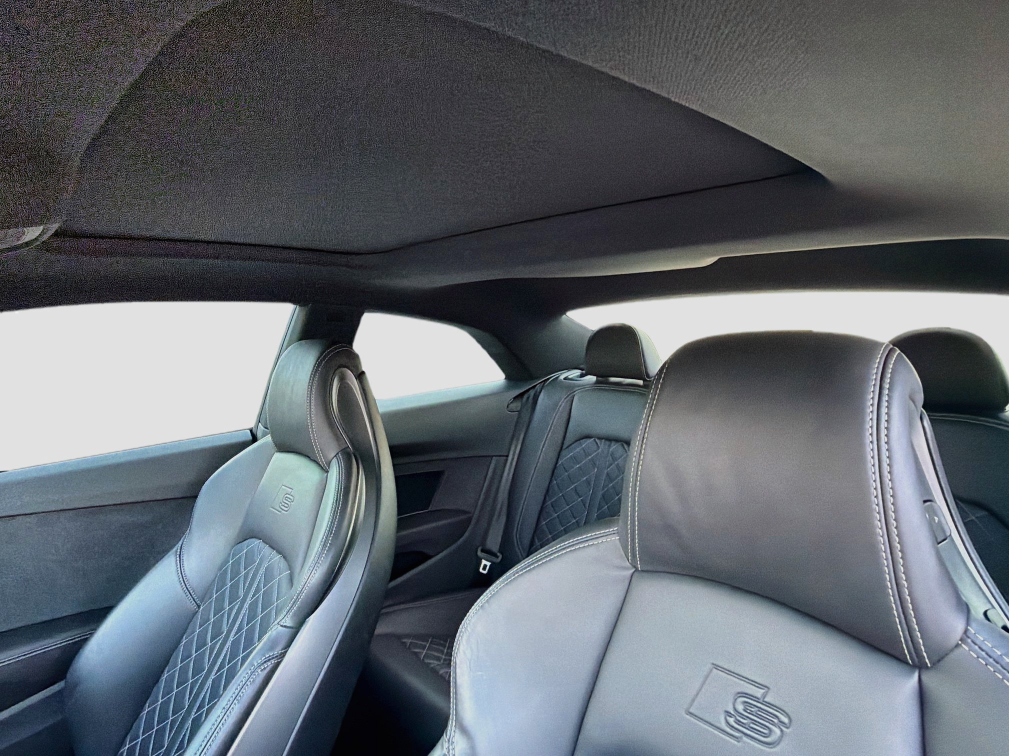 Used 2023 Daytona Gray Pearl Effect/Black Roof Audi Premium Plus image 25