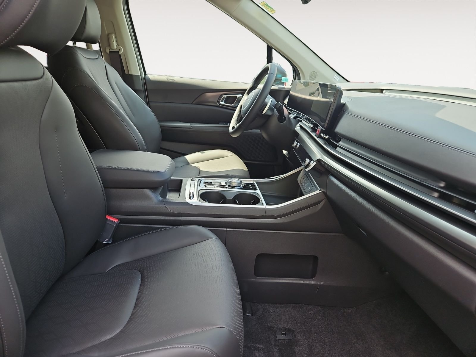 New 2026 Snow White Pearl Kia SX image 15