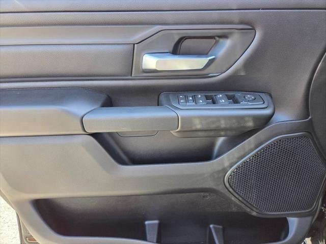 New 2026 Diamond Black Crystal Pearl-Coat Exterior Paint RAM Express image 9