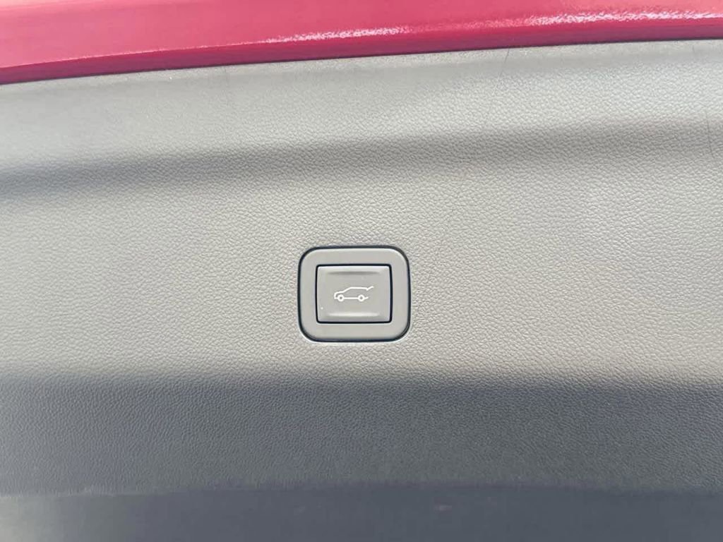 2026 Chevrolet Tahoe Premier - Photo 10