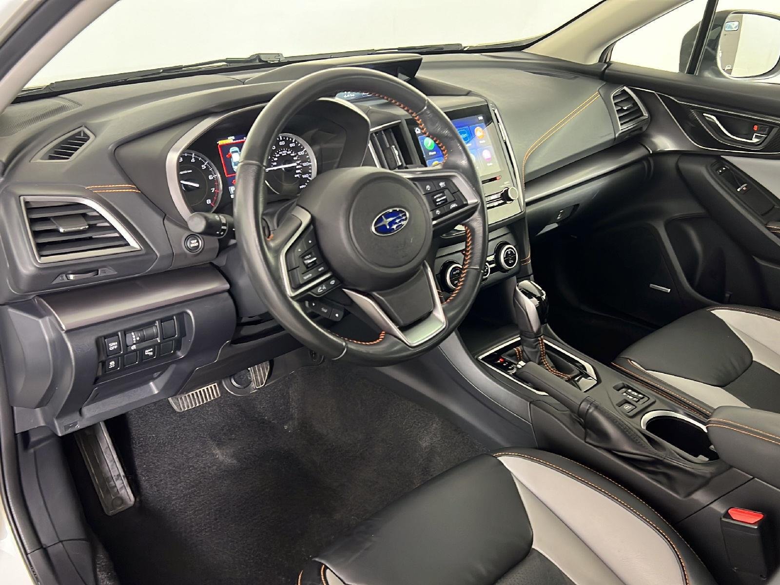 Used 2019 Crystal White Pearl Subaru Limited image 2