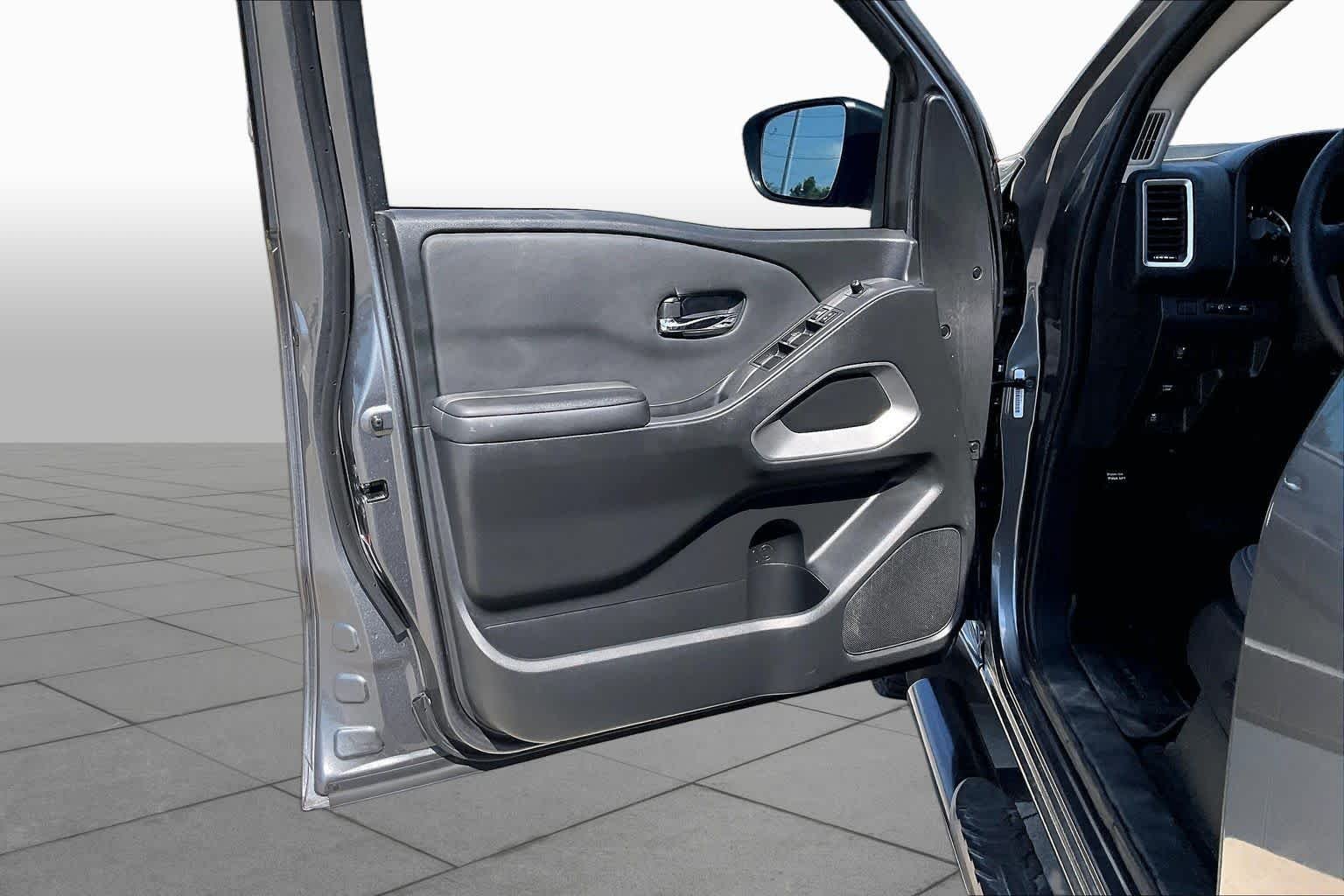 Used 2024 Gun Metallic Nissan SV image 21
