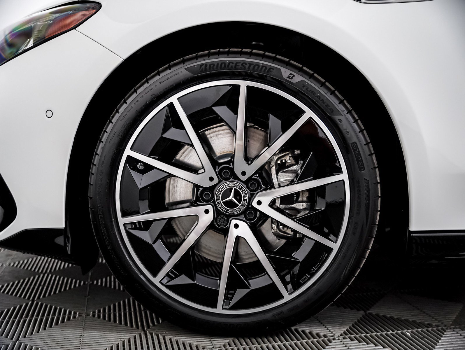New 2027 Polar White Mercedes-Benz CLA 250+ image 4