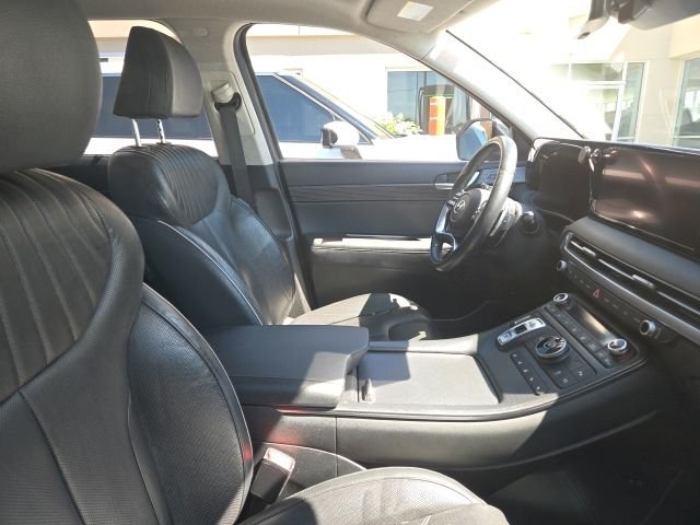 Used 2023 Gray Hyundai Limited image 4