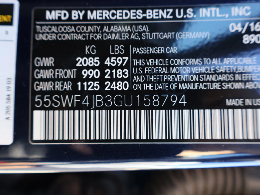 Used 2016  Mercedes-Benz C 300 image 40