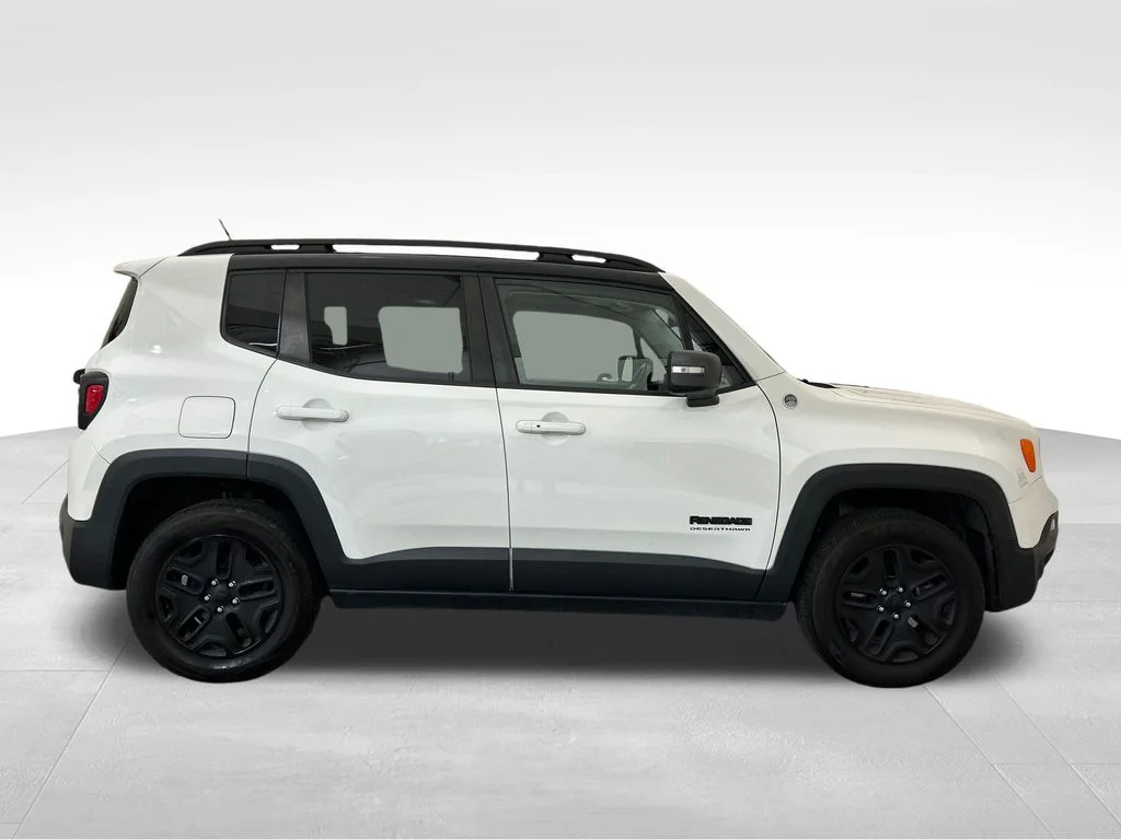 Used 2017 White Jeep Trailhawk image 7
