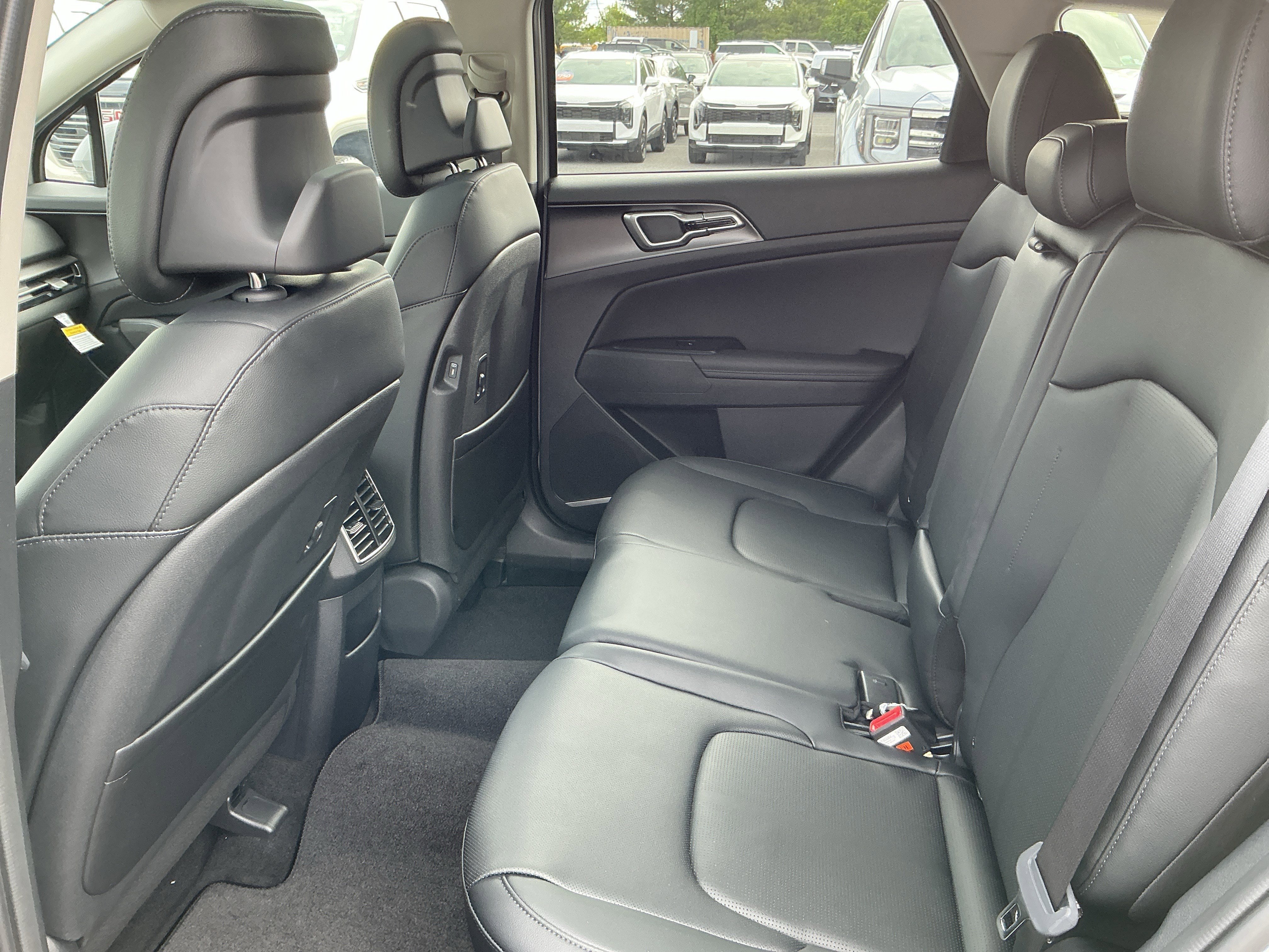 New 2026 Wolf Gray Kia EX image 33