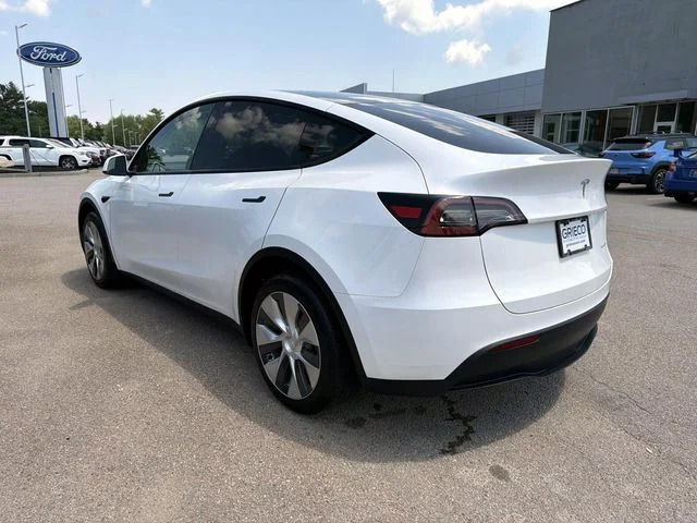Used 2023 White Tesla Long Range image 5