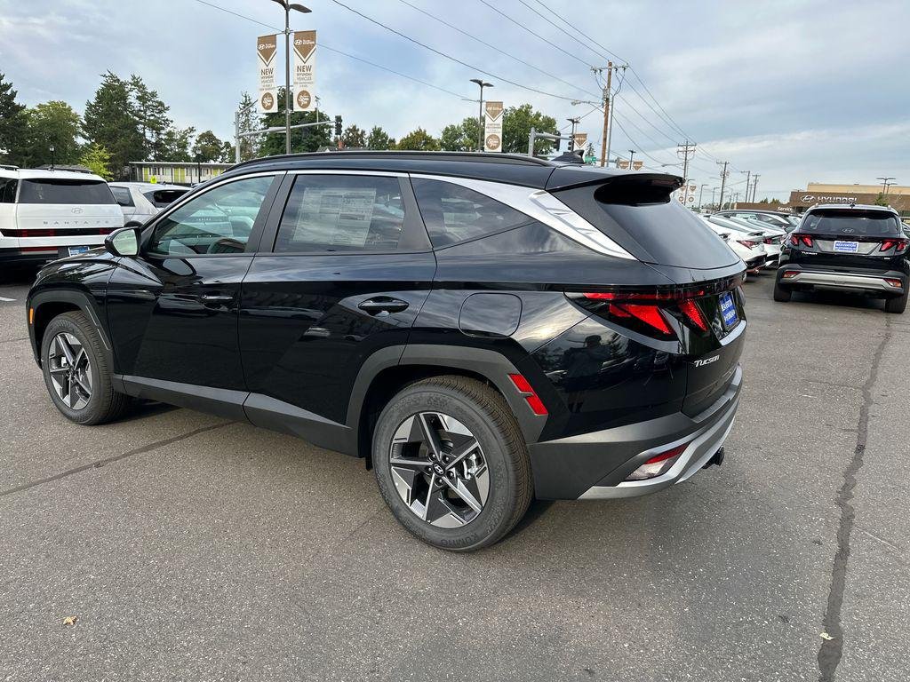 New 2026 Black Hyundai SEL AWD image 4
