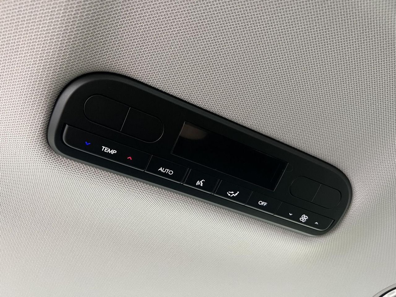 New 2027 Abyss Black Pearl Hyundai SEL 7P image 25