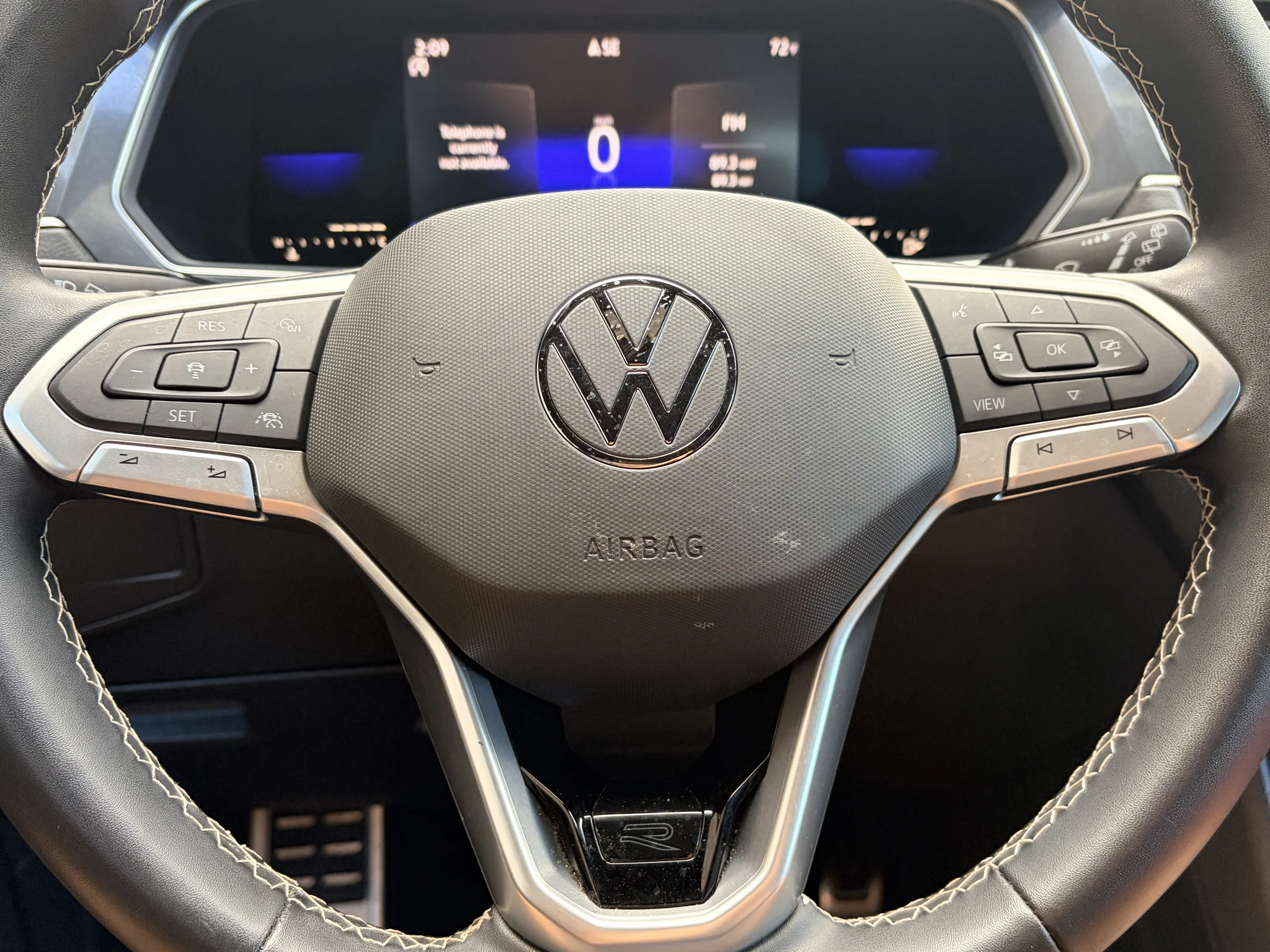 Used 2023 Pyrite Silver Metallic Volkswagen SE R-Line Black image 11