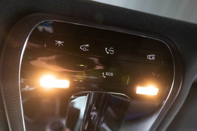 Certified Used 2025 Gray Mercedes-Benz GLC 300 image 29