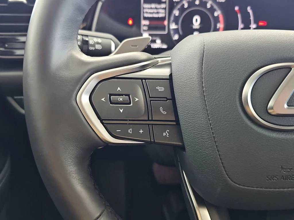 Used 2025 White Lexus 350 Premium image 15