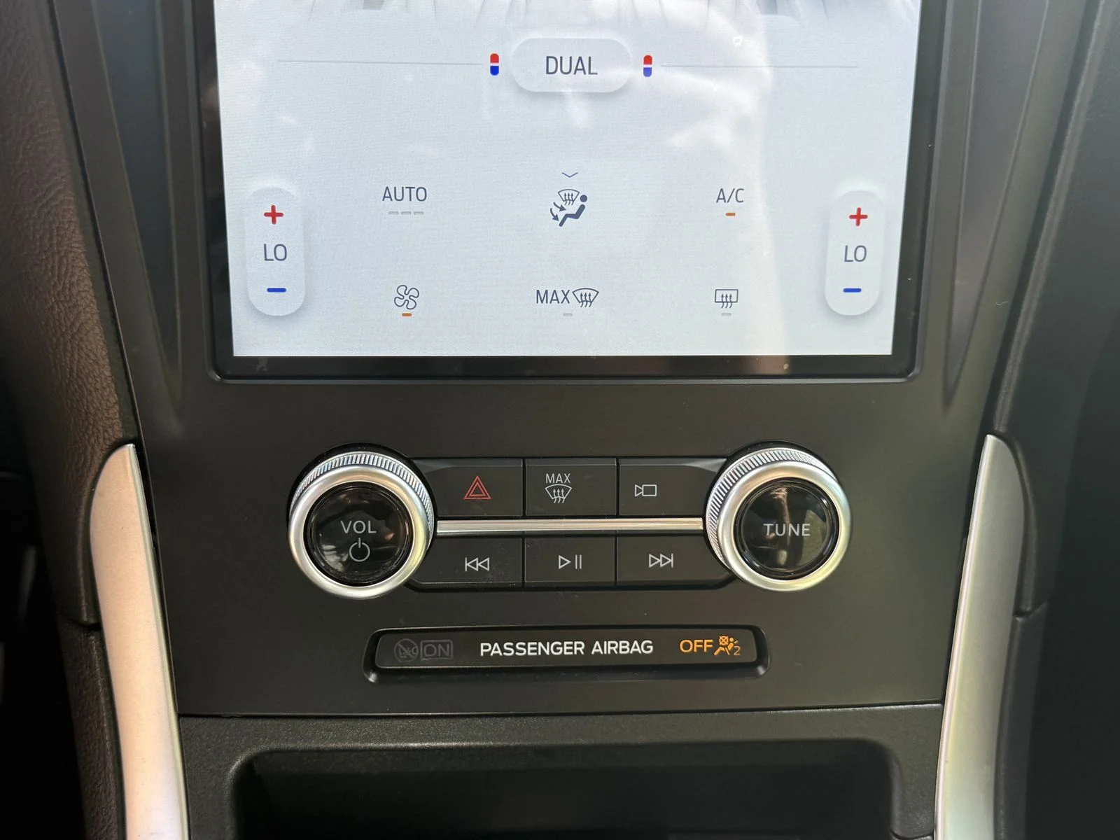 Certified Used 2024 White Ford SE image 25