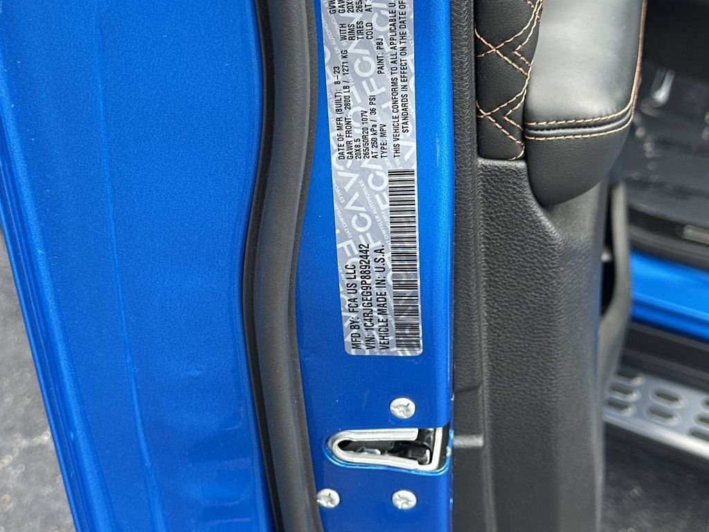 Used 2023 Blue Jeep Summit image 30