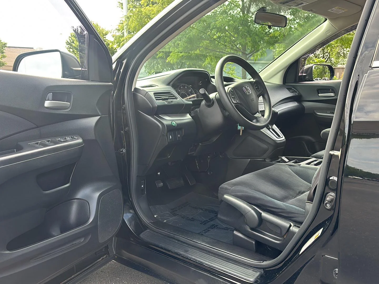 Used 2014 Crystal Black Pearl Honda LX image 2