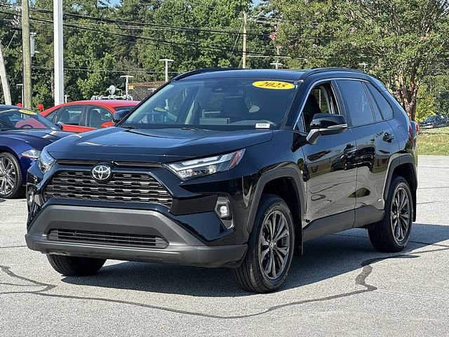 Certified Used 2025 Black Toyota XLE Premium image 4
