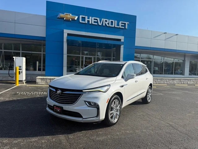 2023 Buick Enclave Essence