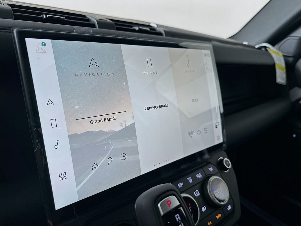 2026 Land Rover Defender S - Photo 17