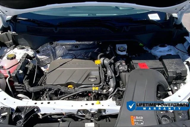 New 2025 Summit White Chevrolet LT image 12