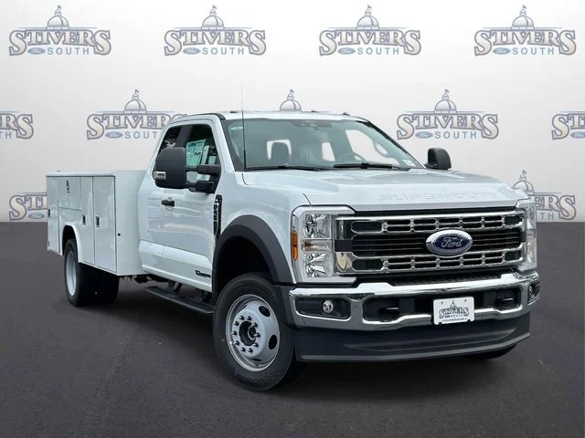 2026 Ford F-450 XL 4x4 SuperCab 192-In DRW's photo