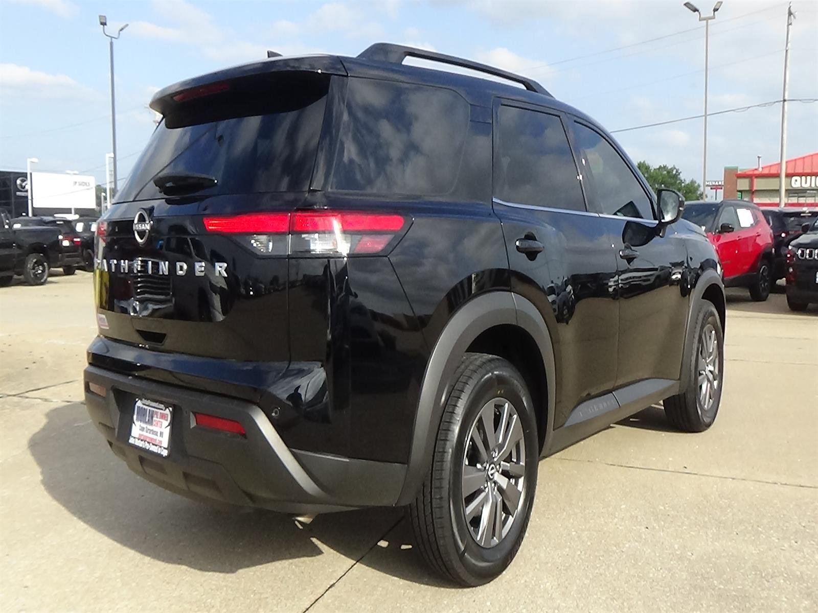 Used 2025 Super Black (kh3) Nissan SV image 6