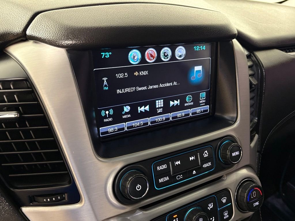 Used 2019 White GMC SLE image 27