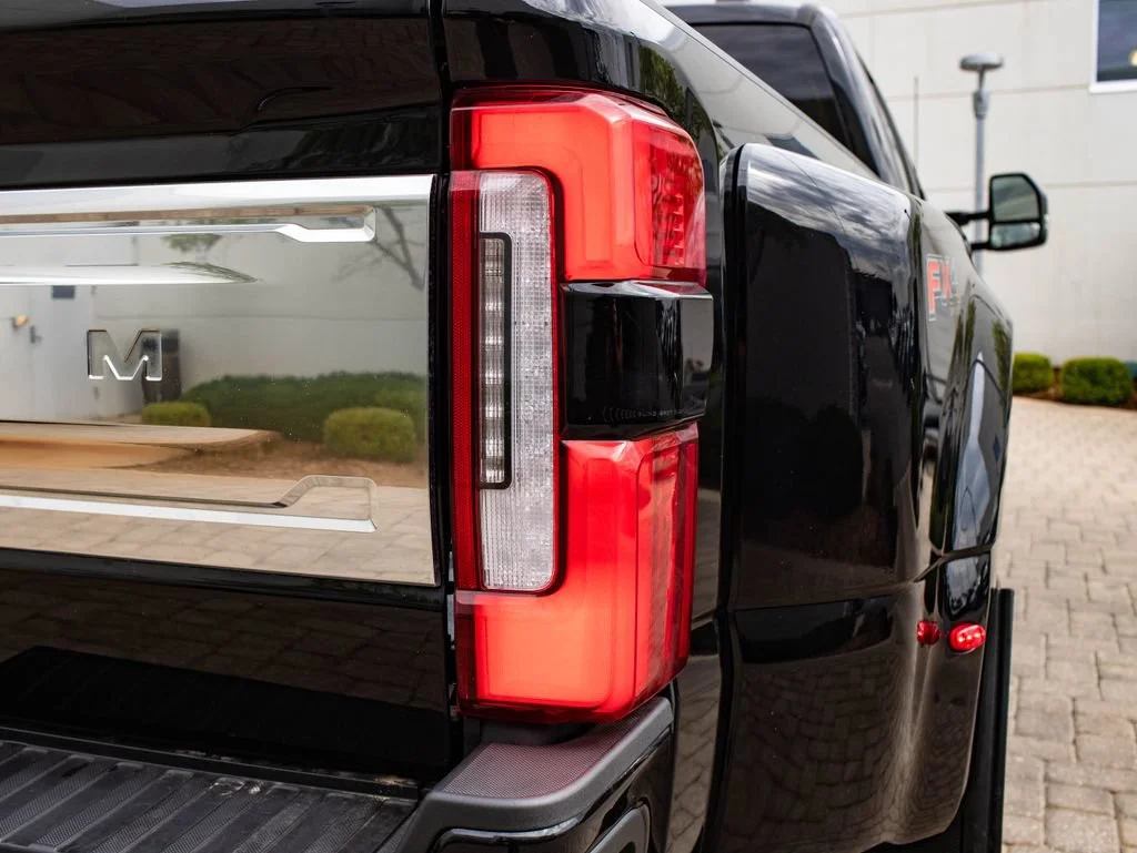Used 2023 Agate Black Metallic Ford Platinum image 9