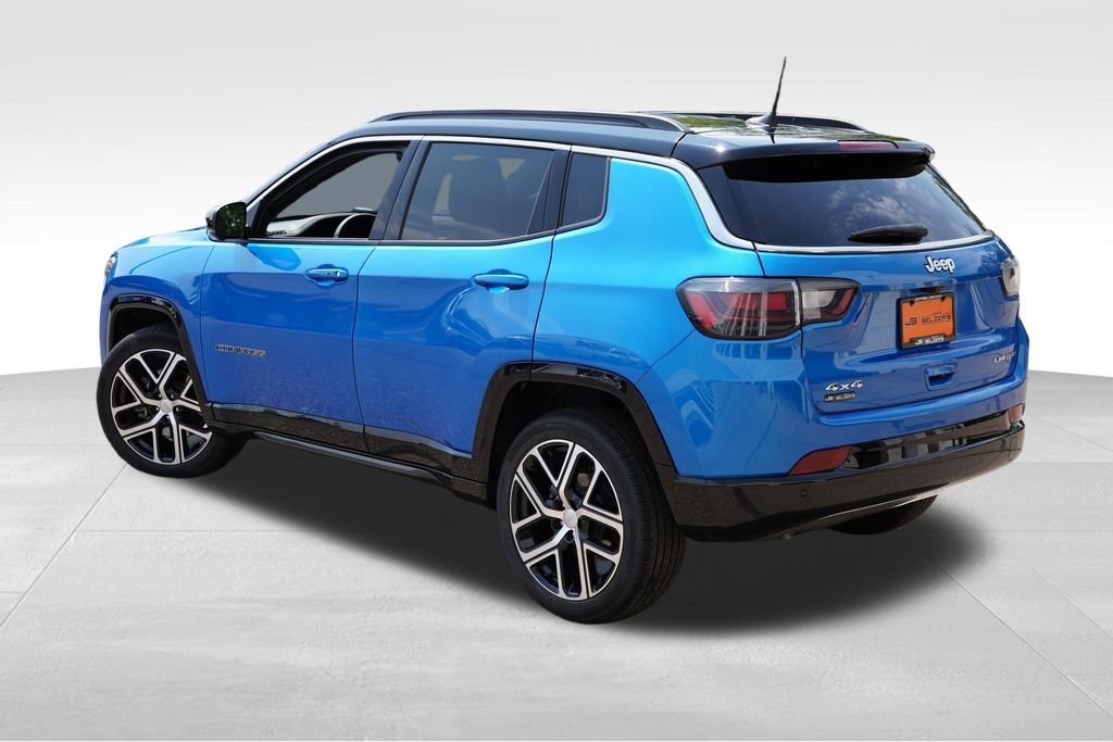 Certified Used 2024 Hydro Blue Pearlcoat Jeep Limited image 7