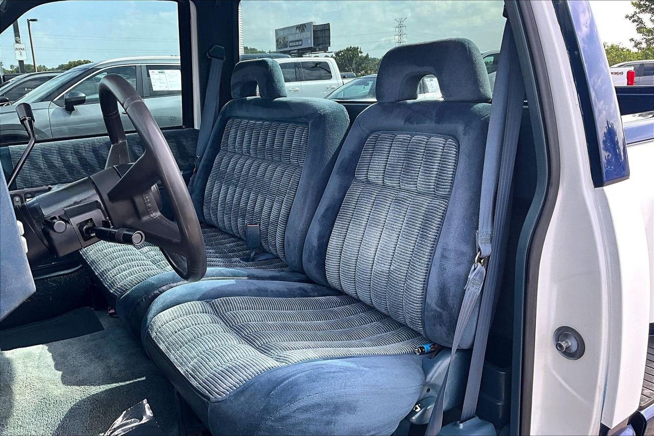 Used 1994 White GMC BYP image 17