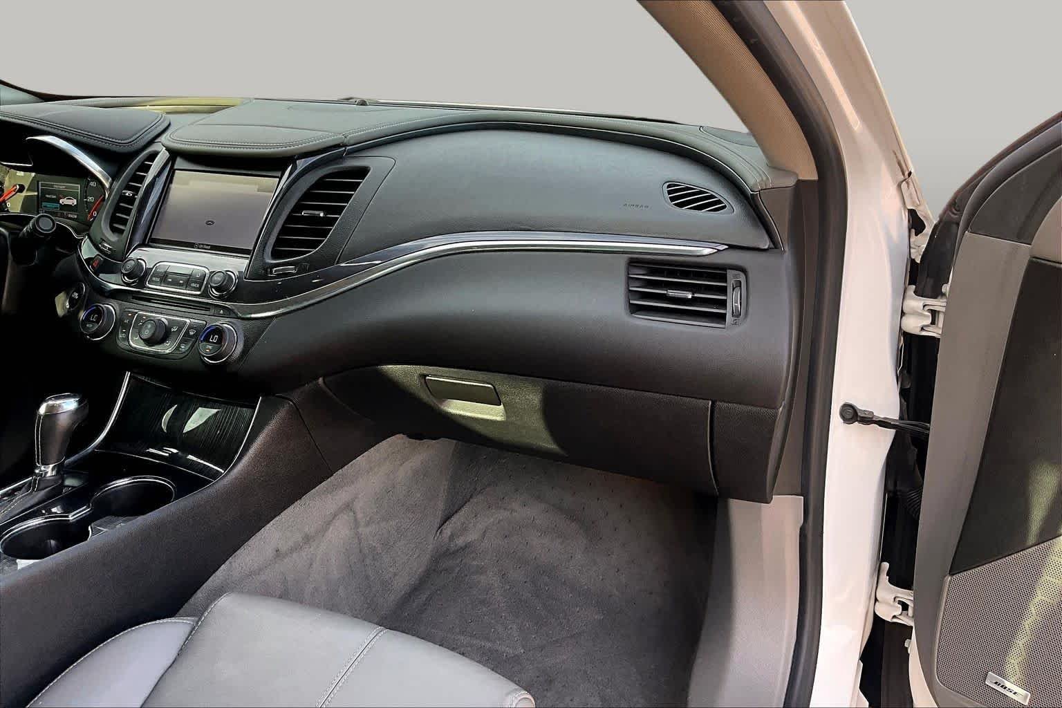 Used 2017 Summit White Chevrolet LT image 18
