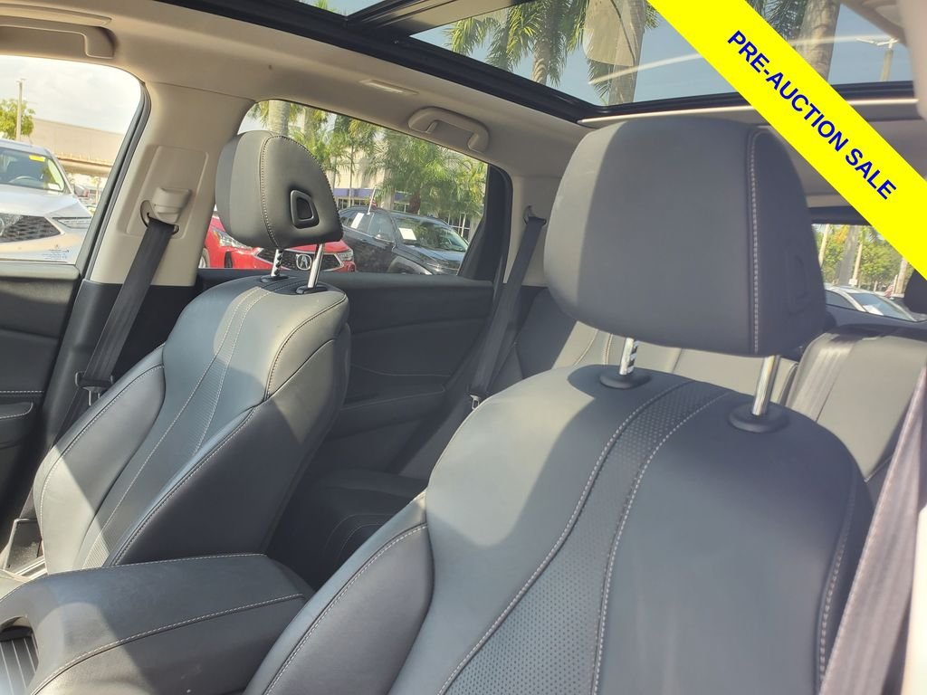 Used 2024 White Acura Technology Package image 17