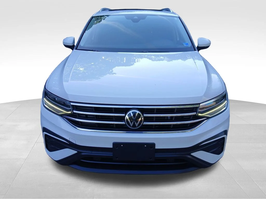 Used 2022 White Volkswagen 2.0T SE image 8