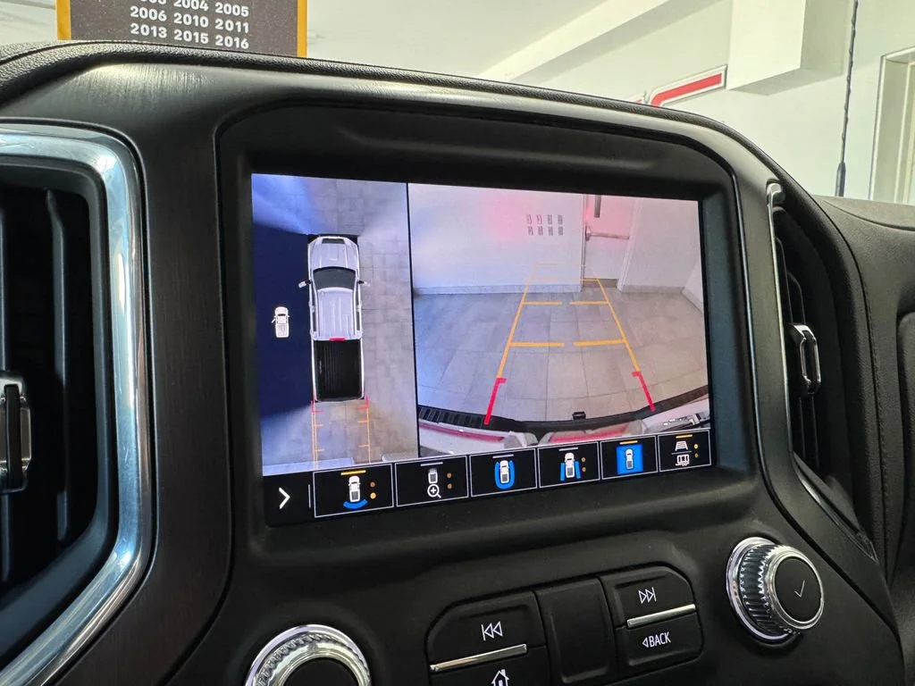 Used 2023 Pacific Blue Metallic GMC AT4 image 22