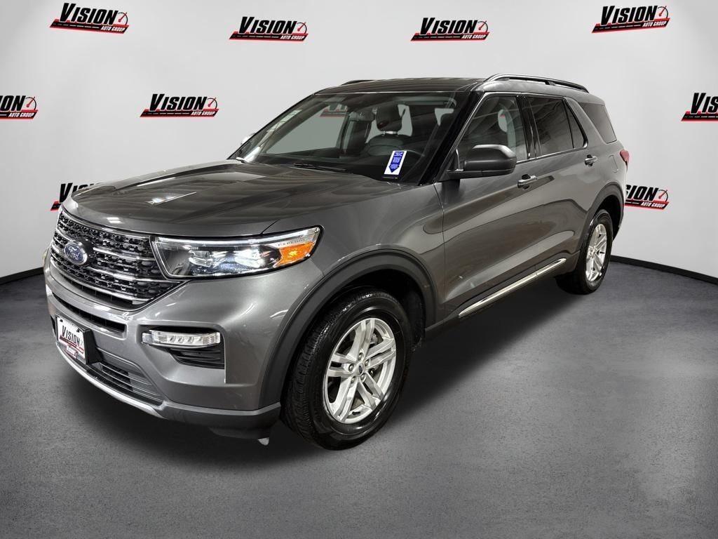 Used 2023 Gray Ford XLT image 1