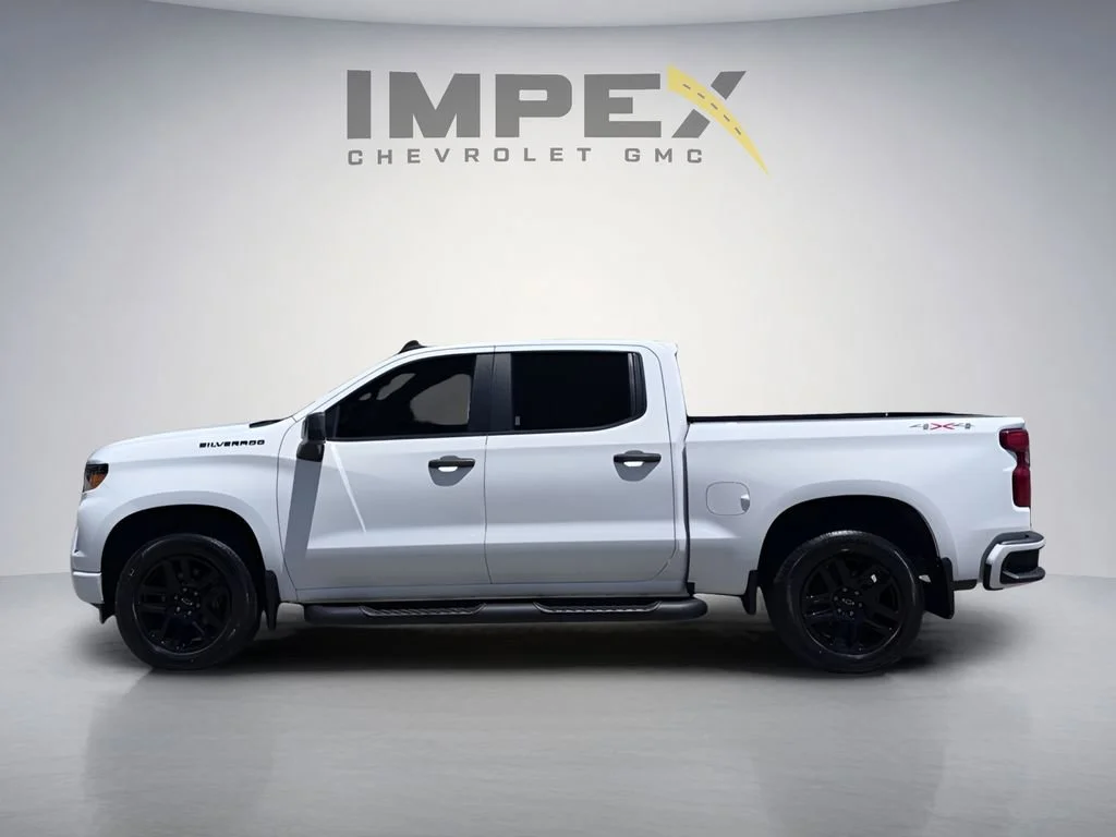 Used 2024 Summit White Chevrolet Custom image 2