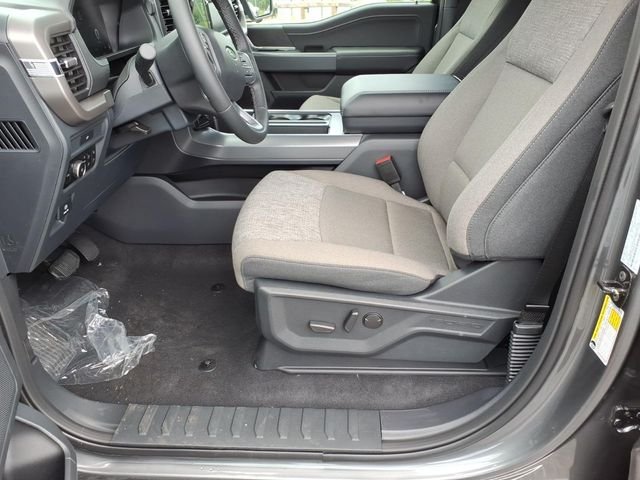 New 2026 Carbonized Gray Metallic Ford XLT image 20