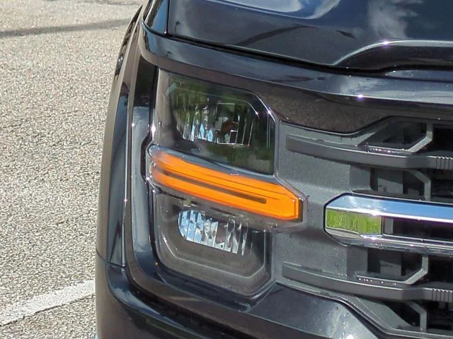 New 2026 Agate Black Metallic Ford XLT image 10