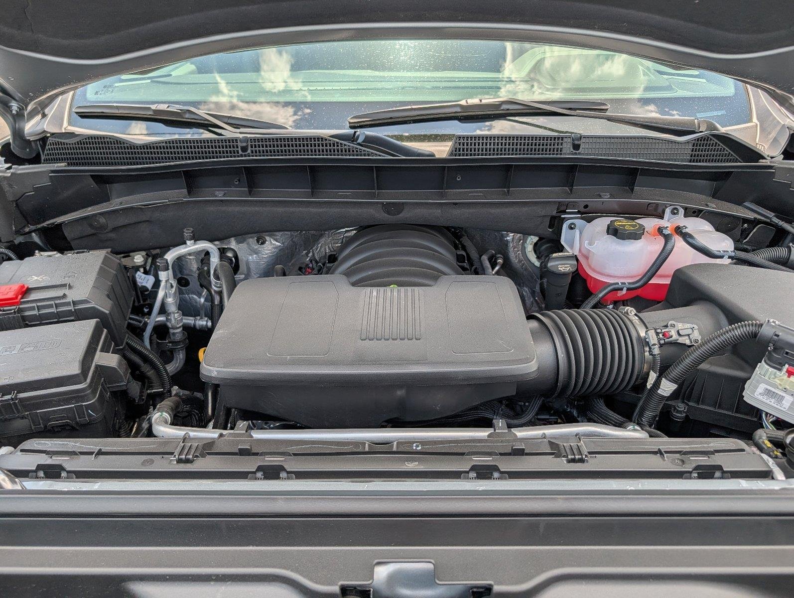New 2026 Sterling Metallic GMC SLT image 40