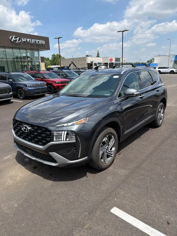 Used 2023 Gray Hyundai SEL image 2