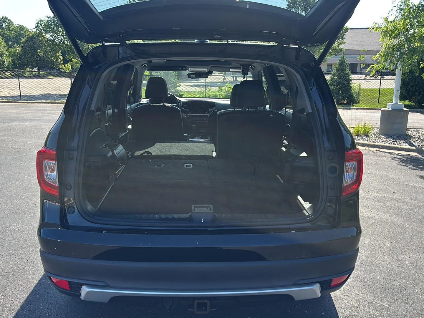 Used 2019 Crystal Black Pearl Honda EX-L image 15
