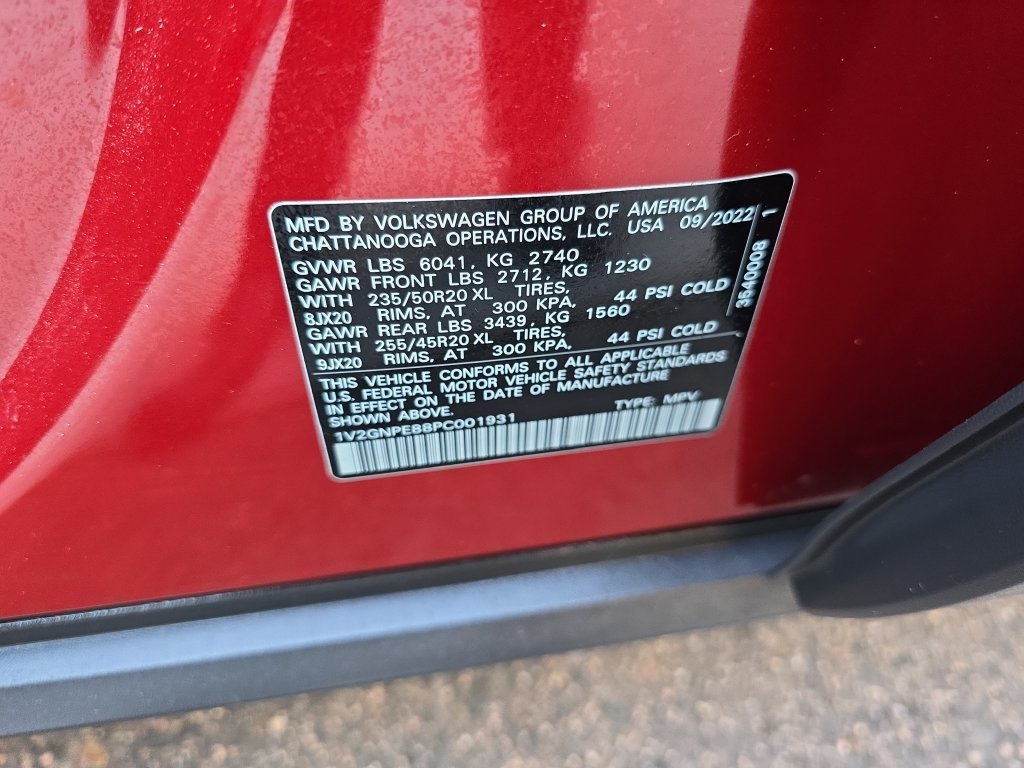 Used 2023 Red Volkswagen Pro S image 38
