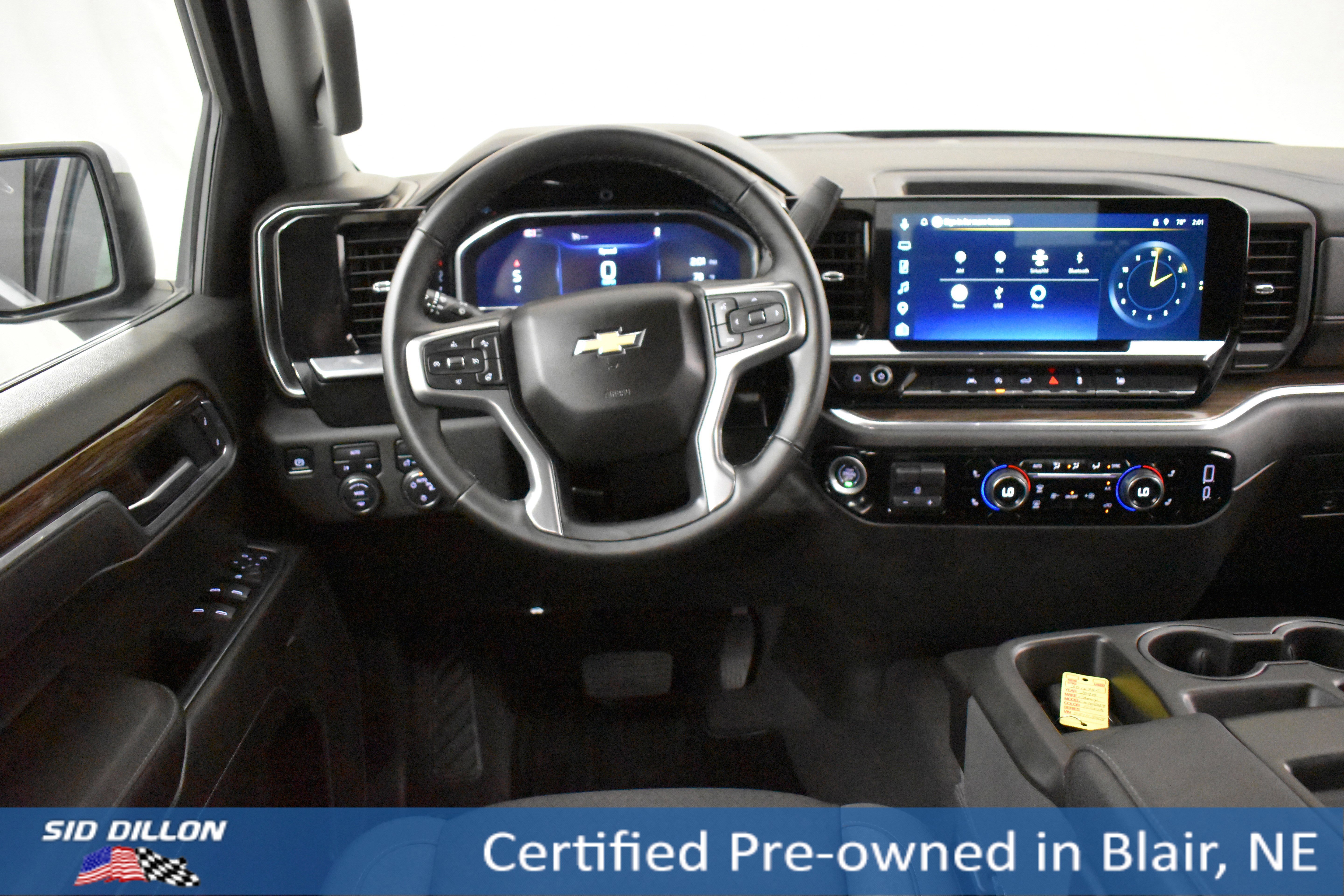 Used 2025 Black Chevrolet LT image 5