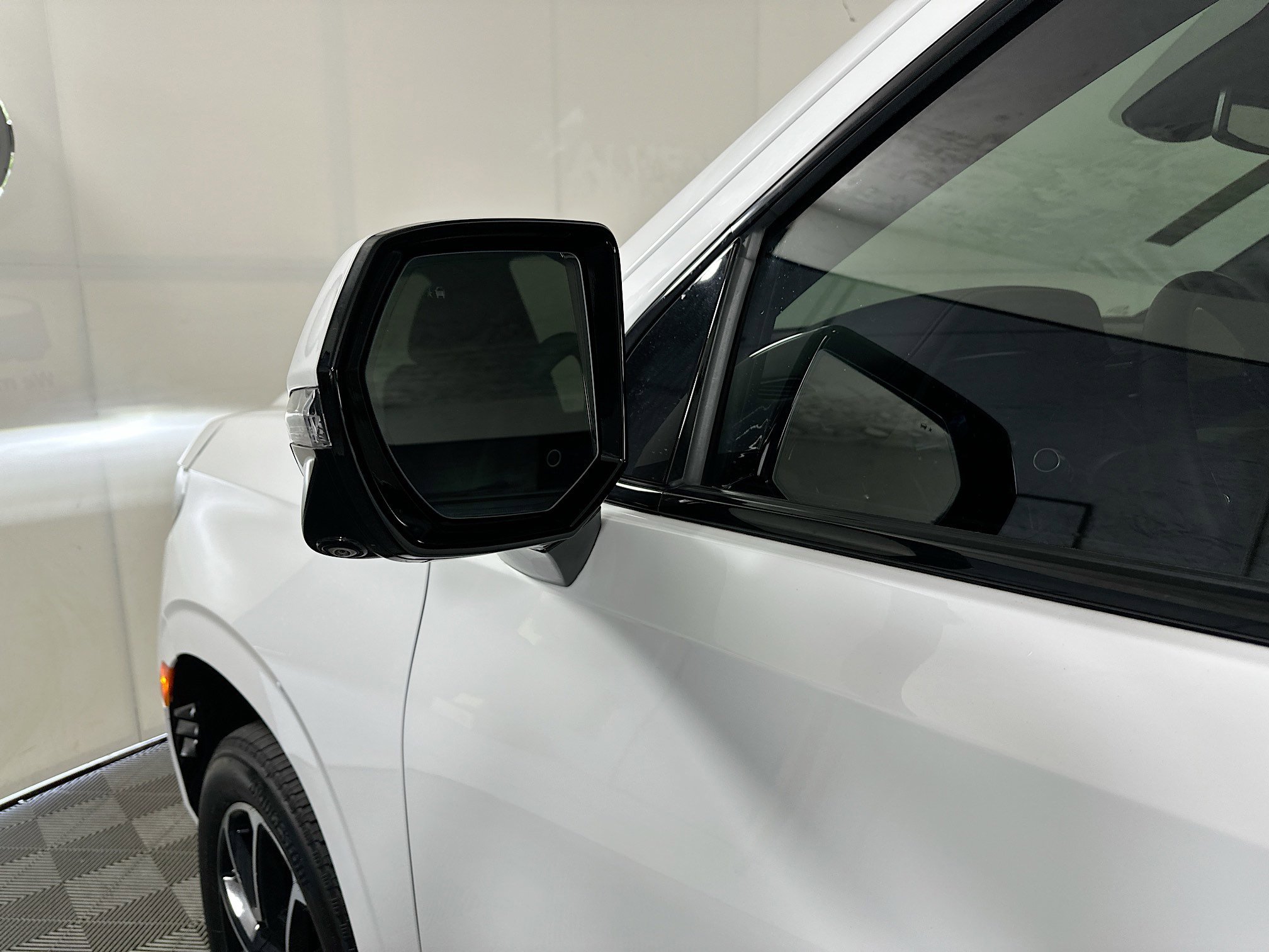 Used 2023 Summit White Chevrolet RST image 10