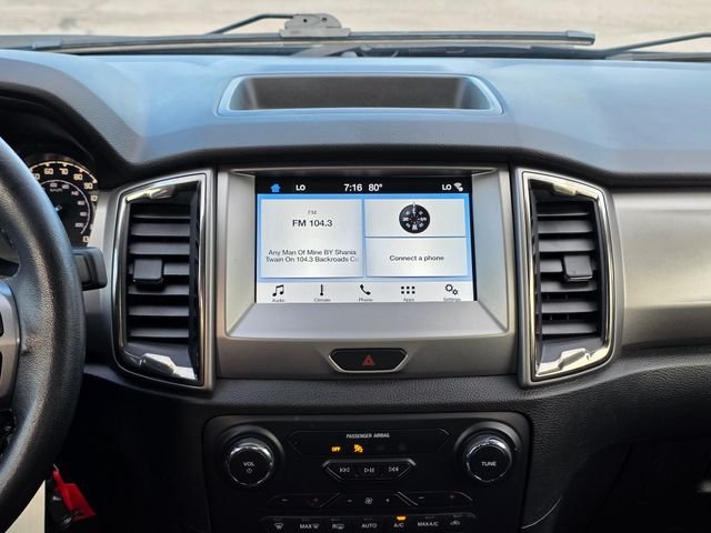 Used 2019 Shadow Black Ford XLT image 20