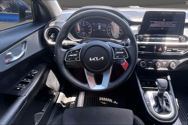 Used 2023 Blue Kia LXS image 5