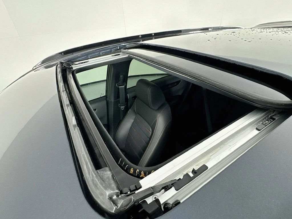 New 2027 Meteorite Gray Metallic Honda Sport Touring image 31