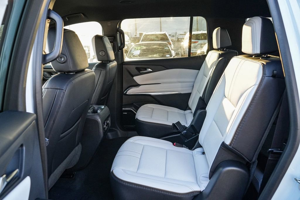 2026 Chevrolet Traverse High Country - Photo 18