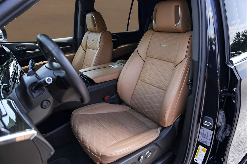 Used 2023 Blue Cadillac Premium Luxury image 7